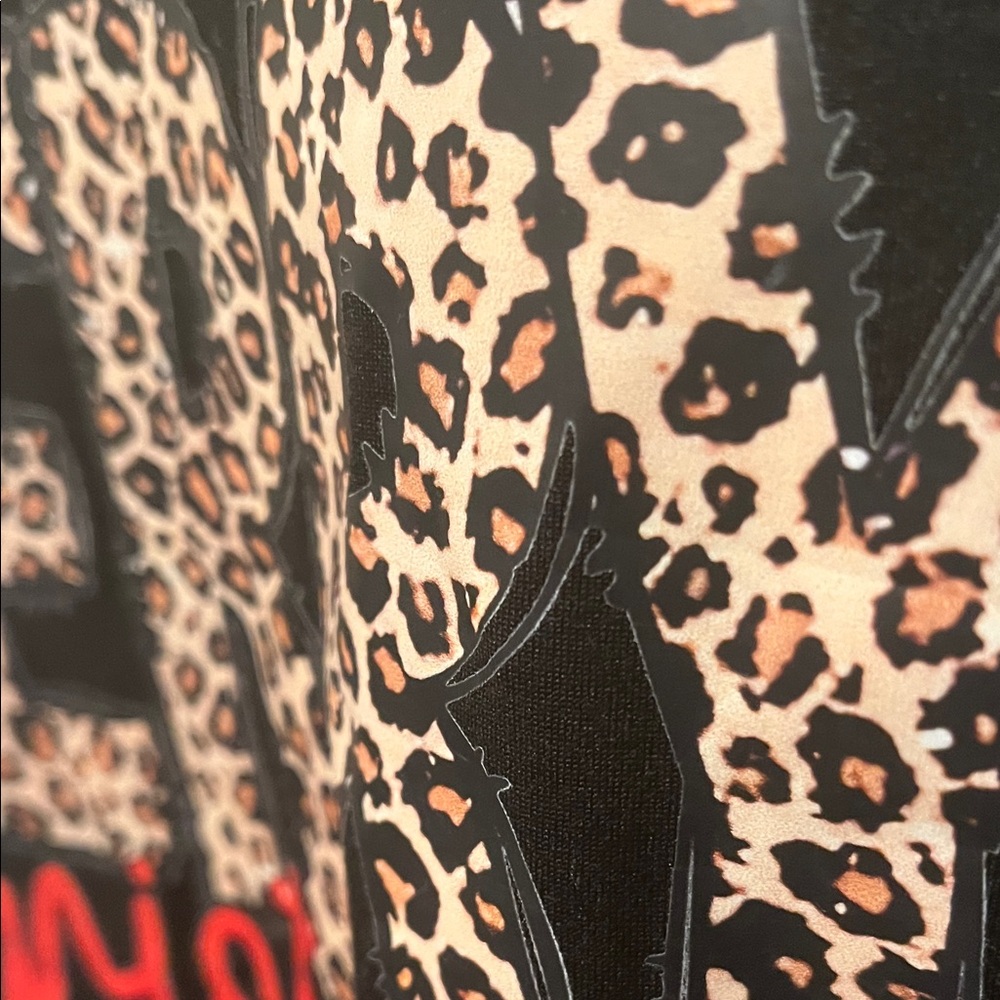 Merry Christmas Leopard Animal Print Long Sleeve Black Crew Neck Shirt | Size XL - Picture 4 of 9